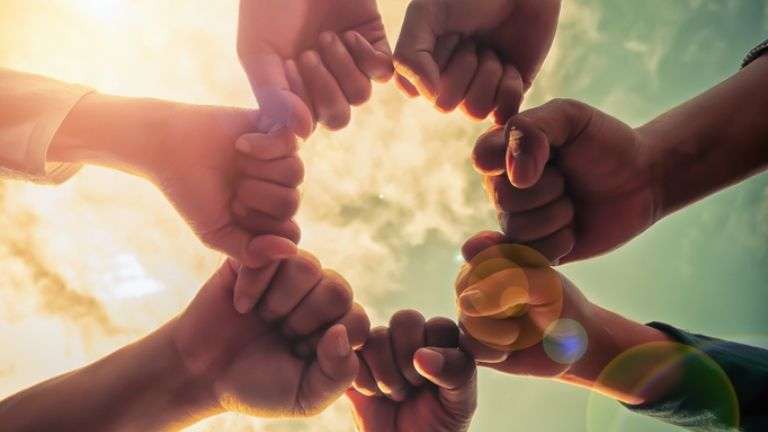 نقش سازمانهای مردمنهاد در تسهیلگری و ارتقای تابآوری اجتماعی