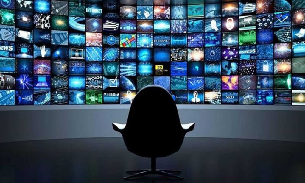 تمرکز بر رسالت یا انحراف به حاشیه؟ عواقب تمامیتخواهی در رسانههای تخصصی