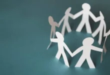 ستایش خوداتکایی سازمانها در نهادینهسازی آموزش تابآوری درونسازمانی